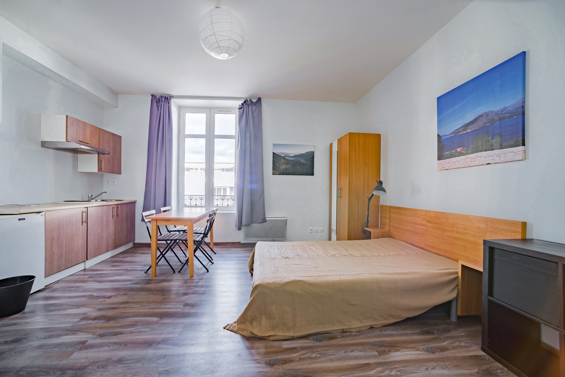 Bedroom + Kitchen Studio 304